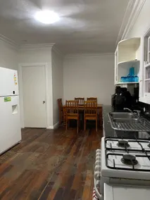 Brisbane Stafford private home - Image 3