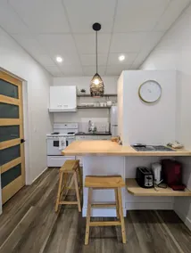 Bright all-inclusive apartment - Image 4