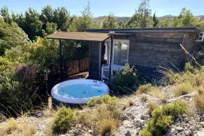 Cottage: The cliff, panoramic view & jacuzzi - Image 2