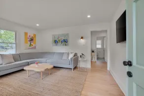 Newly Renovated, Ideally Located Modern Sanctuary - Image 5