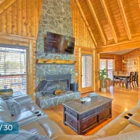 Cabin on the Lake - Image 3