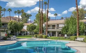Bright & colorful condo w/ mountain views 2bd/2ba - Image 2
