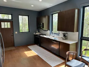 Luxury, 3.5 mi from VT, Private - Image 5