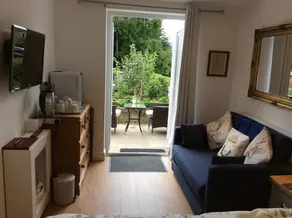 Hardy Croft Hideaway - Image 2