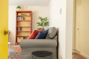 'The Dorothy' - New Cozy Renovation - Image 2