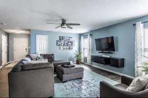 Easy Living Near Ruoff Center - Image 4