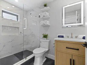 Stunning, New, 2BR Close Boston - Image 4