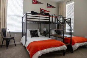 3BR - Pool for UGA Visits and Work Travel - Image 4