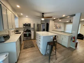 Huckleberry Flynn: Spacious + Comfy + Arcade Room! - Image 4