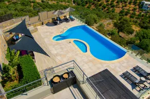 Villa Sophia - 4 bedroom Villa with infinity private pool - Image 2