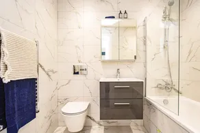 Hemel Apartments- Elite Escape - Image 5