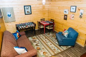 The Lazy Rooster Log Lodge in Hocking Hills - Image 4