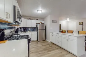 The lovely home - Full remodel - Image 5
