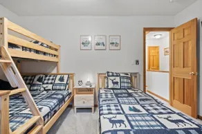 5 minutes to Kancamagus Hwy! Cozy Family Home! - Image 2