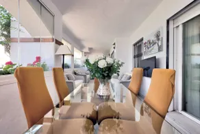 Beach front 3 bedroom apartment in San Pedro - Image 3
