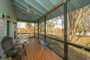 Knox Cottage- Private, Peaceful Lakeside Escape - Image 4