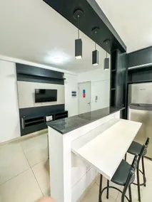 Apt. 705: Comfort and Elegance Near the Park - Image 4