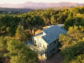 Yosemite Retreat with Theater, Hot Tub, Game Room - Image 2