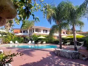 Two-room apartment with 4 beds, covered veranda and swimming pool - Image 2