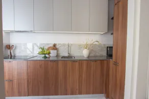 Elegant Duplex Apartment with exterior @Guestify - Image 4