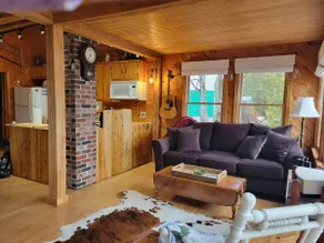 Peaceful Cabin on Center Pond - Image 2