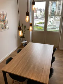 Spacious, bright triplex opposite the theatre - Image 3
