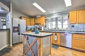 Castaway Ranch - Image 4