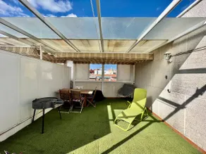 Terrace, bright and central - Image 3