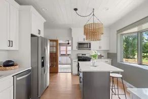 Indiana Dunes Modern Farmhouse - Image 3