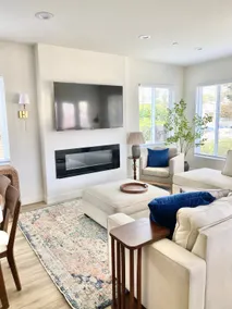 Modern Spacious Beach House! Backyard+Games - Image 3