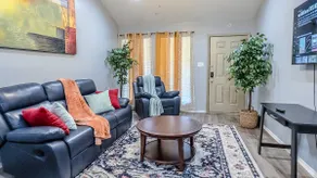 Two King Beds | Minutes to Downtown - Image 5