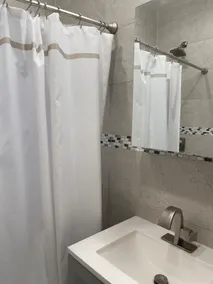 Stylish 2BR, Close to NYC! - Image 5