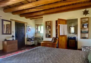 Magpie and Raven Mountain View Casita, Taos - Image 5