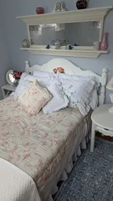 Cherry Blossom Cottage - Image 3