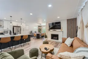 Modern+Central|15min DT|Boulder|Firepit+BBQ+Games - Image 2