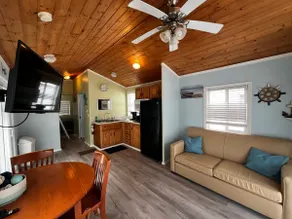 The Majestic Marlin, With Pool Access! - Image 2