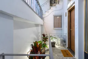 Kastella Bohemian Pied a Terre - Image 3