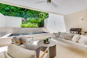 Hillside Villa 2 - Image 4