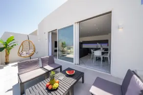 Sun-Kissed Bliss Penthouse st Julian’s, Paceville - Image 3