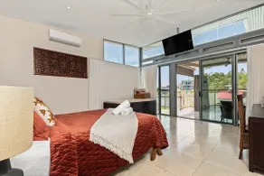 Bayview Paradise with Private Pool-Marina Deck - Image 4