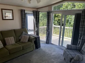 Sea side holiday home - Image 2