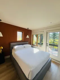 Radium -The Lodge Hotel - Suite 101 - Image 3
