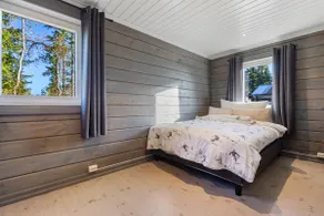 Idyllic cottage with view - Image 3