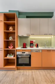 Piraeus Port Suites 2 bedrooms 6 people balcony - Image 4