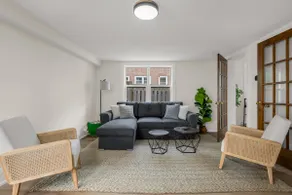 The Beatty House: Luxury Heritage Home near Falls! - Image 3