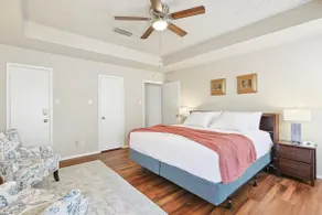 Tranquil 2 BR Haven w/patio - Image 5