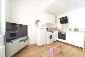 F2 Cosy 4 people - 9 min walk from Stade de France - Image 4