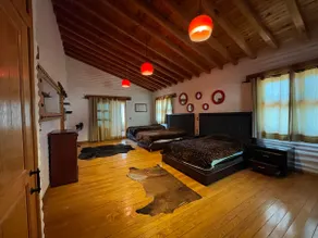 Three Kingdoms Cabin - Image 2