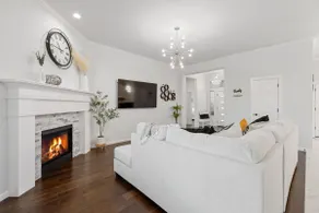 Family-friendly New Built Home Near Attractions - Image 4