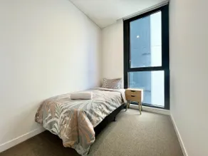 1Bed Apt100m from Epping Station - Image 4